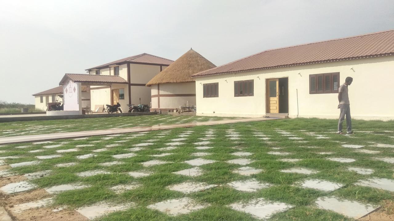 Rann Resort Dholavira Eksteriør billede